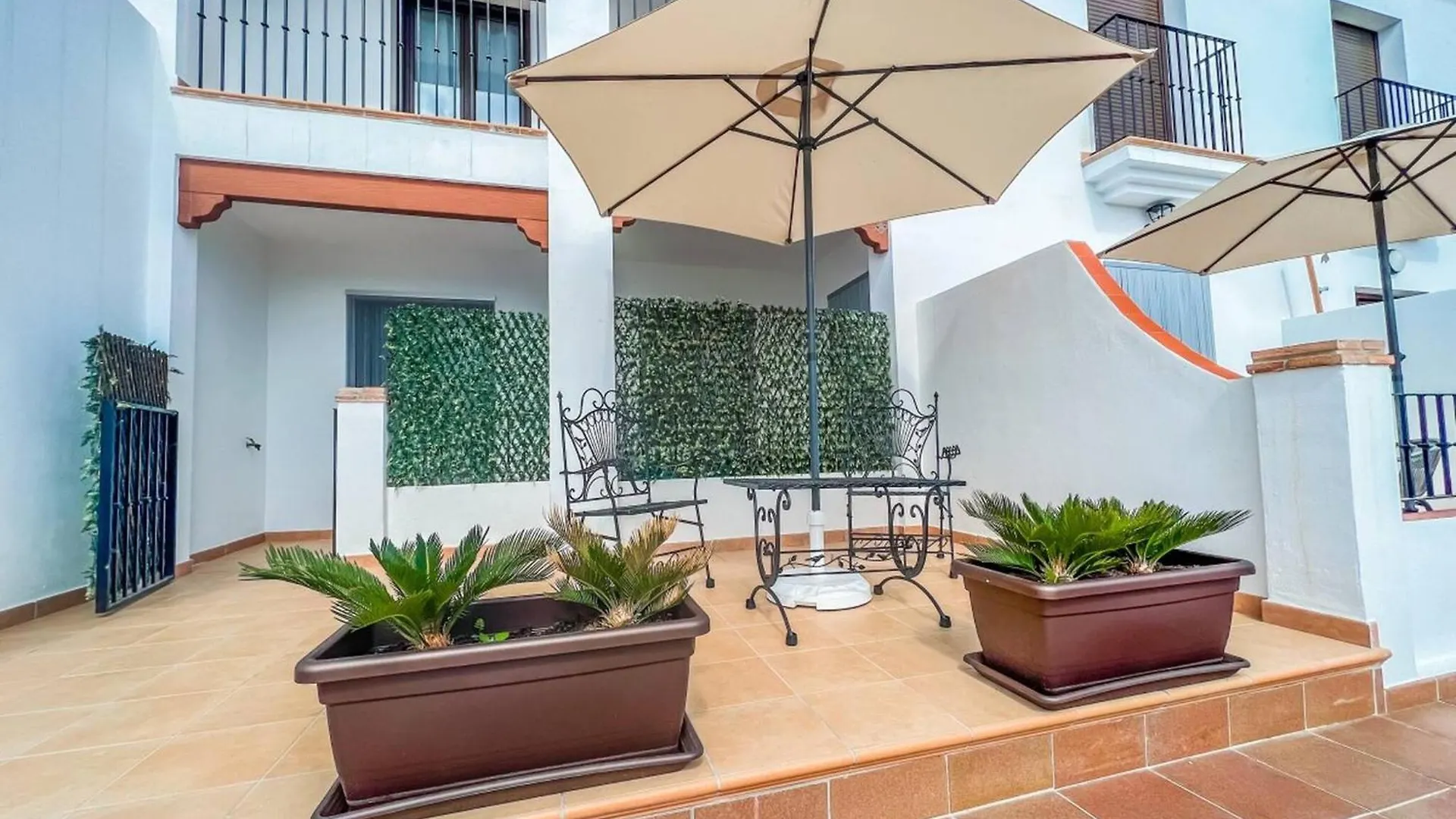 Cd-1957 Modern 2 Bed Apartment With Pool Frigiliana
